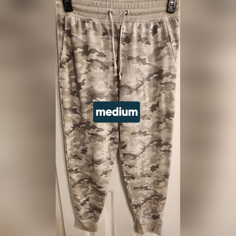 Camouflage Jogger Pants - Medium